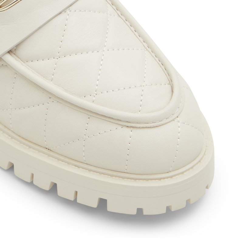 Moxy Women's Loafers - White