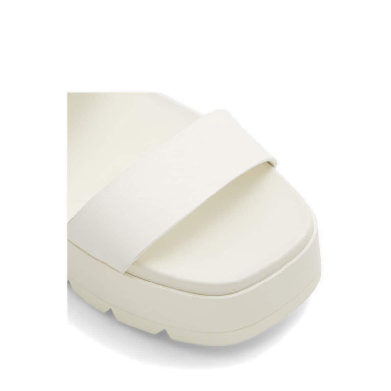 Thila Women's Wedge Sandals - White
