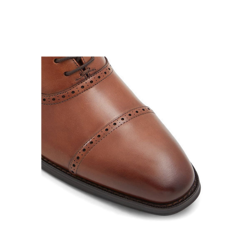 Cunningham Men's Brogue Lace-Up Dress Shoe - Cognac