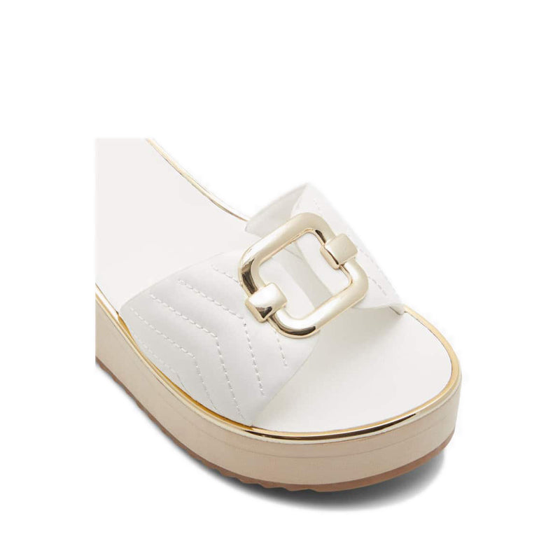 Onayllan Beach Sandals - White