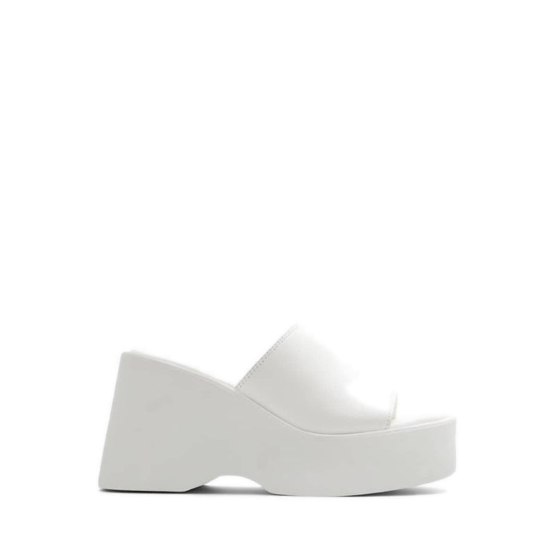 Betta Women's Wedged Sandals - White