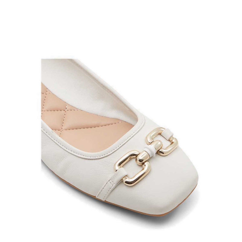 Goasa Women's Ballerinas - White