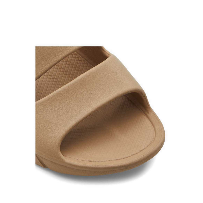 Aerus Men's Flat Sandals - Beige