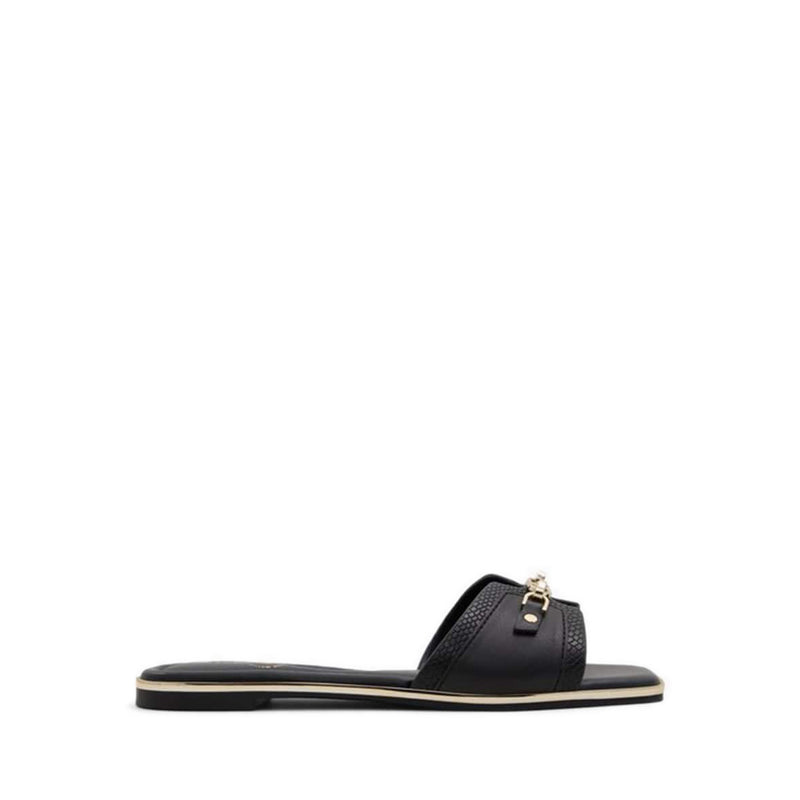 Jeannie Flat Sandals - Black