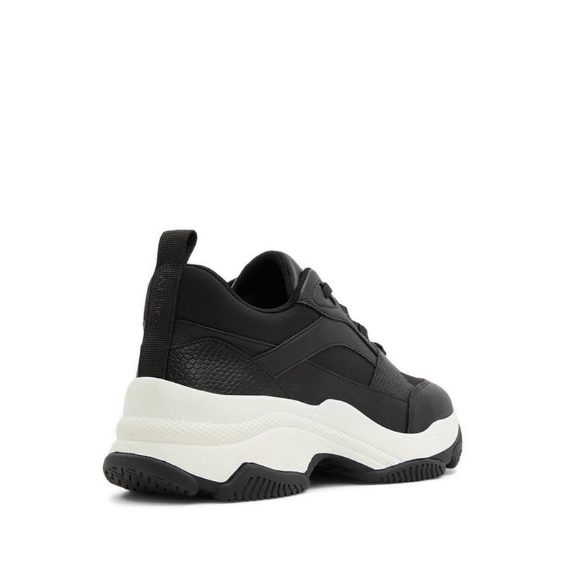 Valleyia Women's Jogger Sole Sneakers - Black