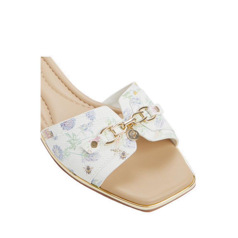 Alamassi Women's Flat Sandals - Multicolor