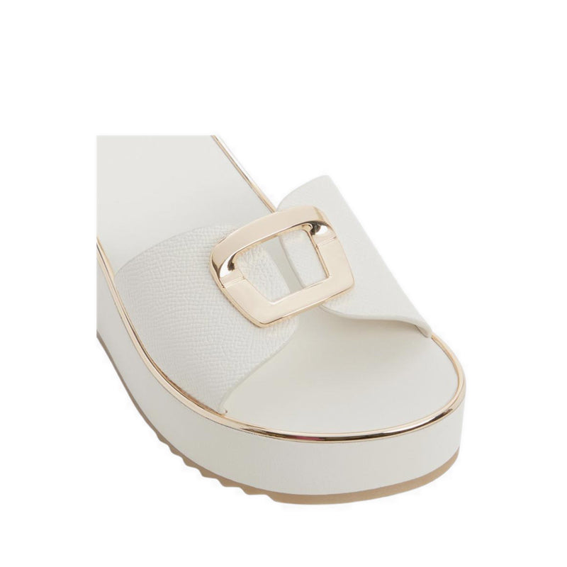 Menhaden Women's Beach Sandals - White/Bone