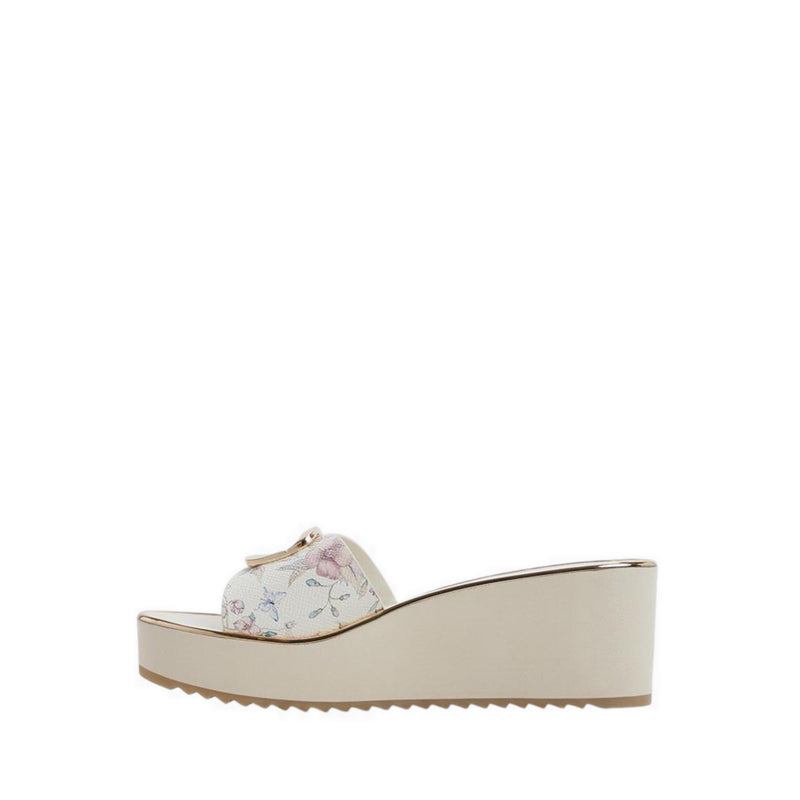 Menhaden Women's Beach Sandals - Print