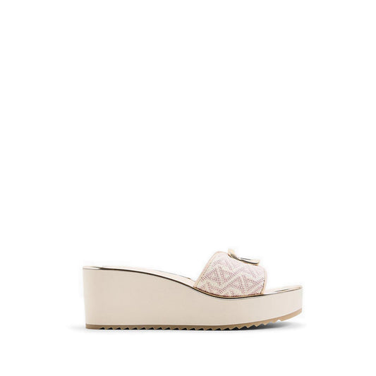 Menhaden Women's Beach Sandals - Open Pink